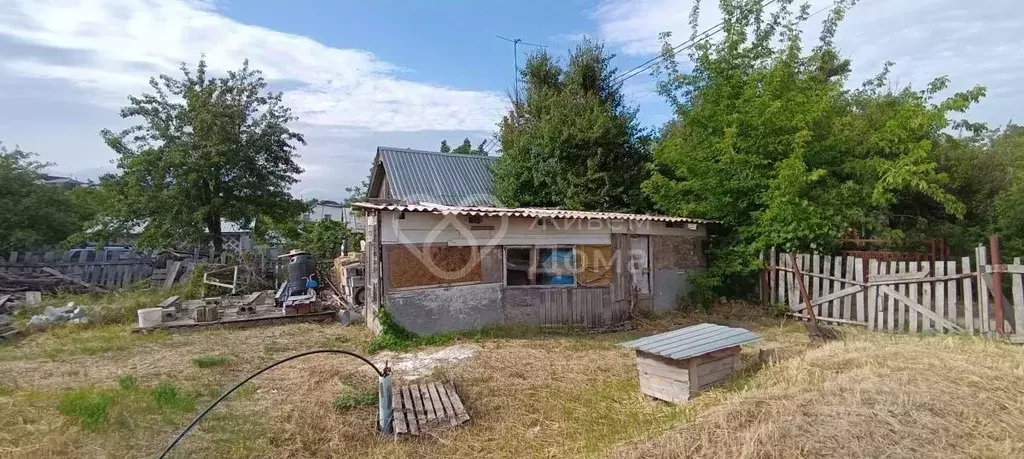 Дом в Волгоградская область, Волгоград ул. Джамбула Джабаева, 44/330А ... - Фото 0