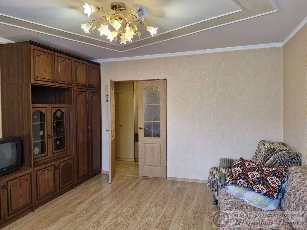 2-к кв. Самарская область, Самара просп. Карла Маркса, 10 (57.0 м) - Фото 1