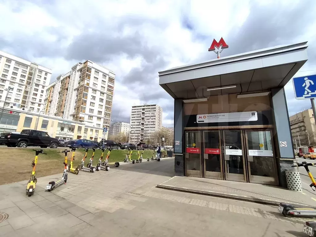 Комната 16,7 м в 3-к., 1/5 эт. - Фото 0