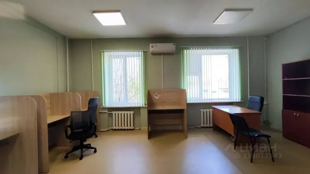 Помещение свободного назначения в Новгородская область, Великий ... - Фото 0