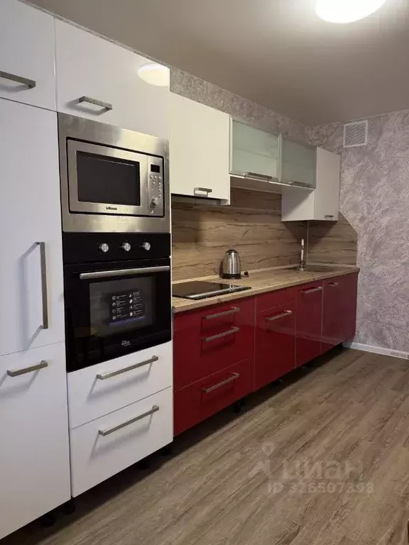 2-к кв. Тюменская область, Тюмень Уральская ул., 51 (65.5 м) - Фото 2