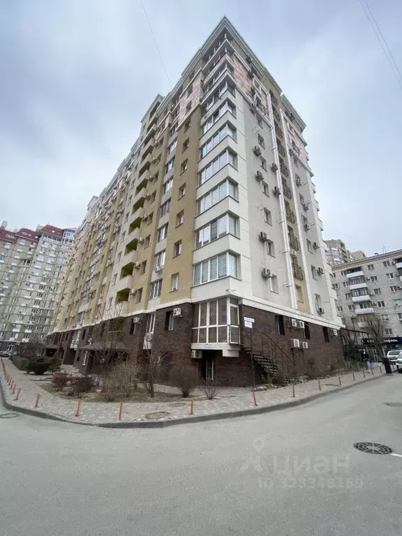 1-к кв. Волгоградская область, Волгоград ул. Пархоменко, 8 (40.0 м) - Фото 1