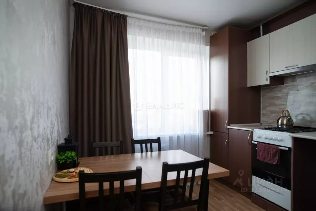 3-к кв. Саратовская область, Балаково просп. Героев, 29/7 (62.6 м) - Фото 2