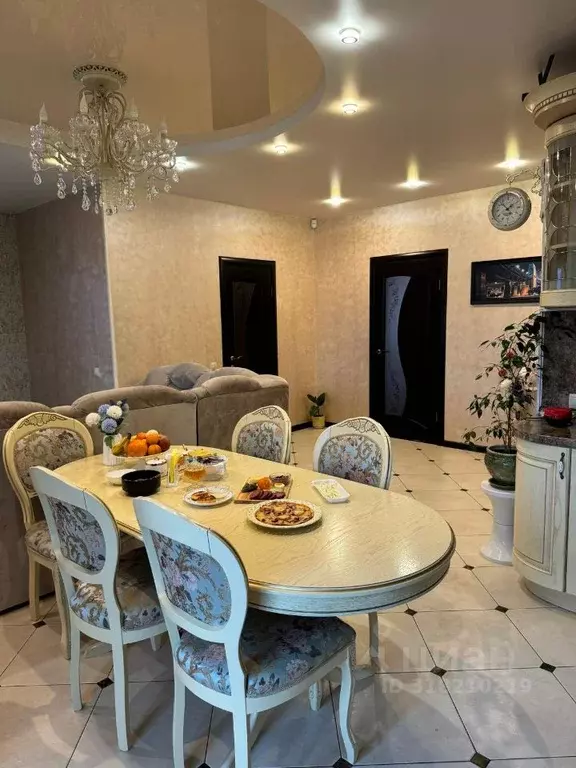 3-к кв. Владимирская область, Александров ул. Свердлова, 34 (89.9 м) - Фото 0
