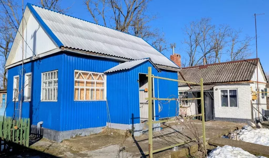 Дом в Краснодарский край, Абинский район, Ахтырское городское ... - Фото 1