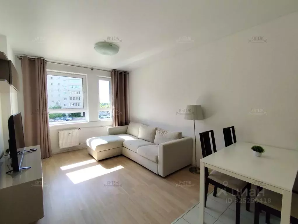 2-к кв. Калужская область, Калуга ул. Спартака, 15 (56.0 м) - Фото 1