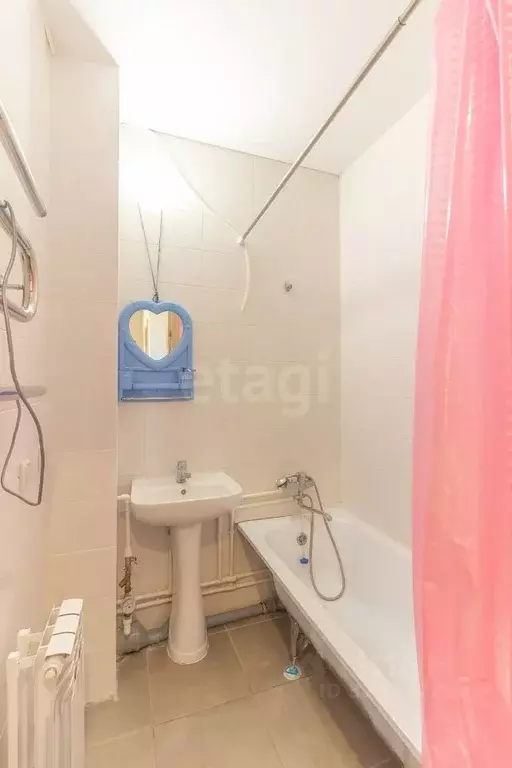 3-к кв. Сахалинская область, Холмск ул. Некрасова, 20 (72.3 м) - Фото 0