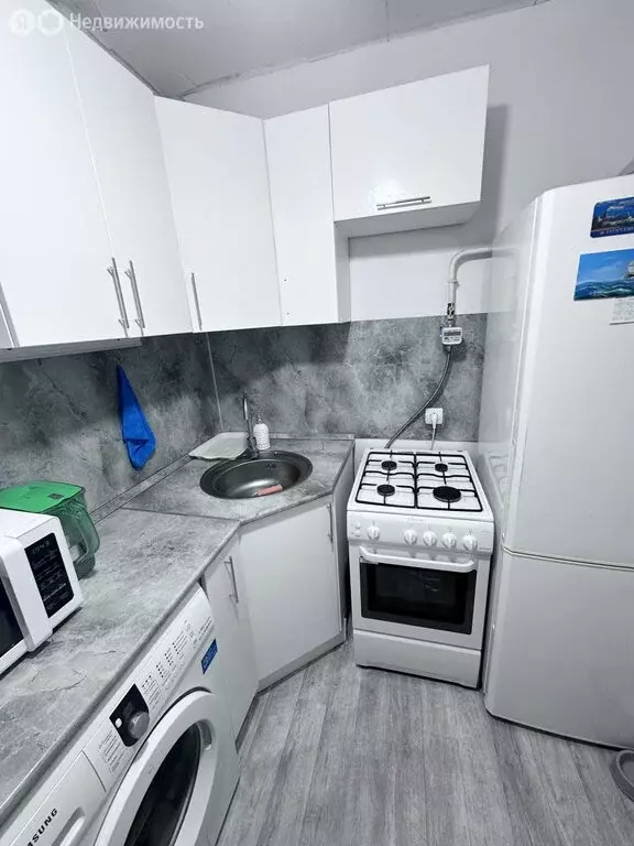 3-комнатная квартира: Киров, Профсоюзная улица, 29 (51 м) - Фото 1