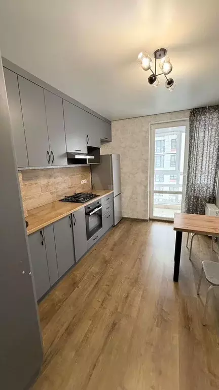 1-к. квартира, 39 м, 4/10 эт. - Фото 0