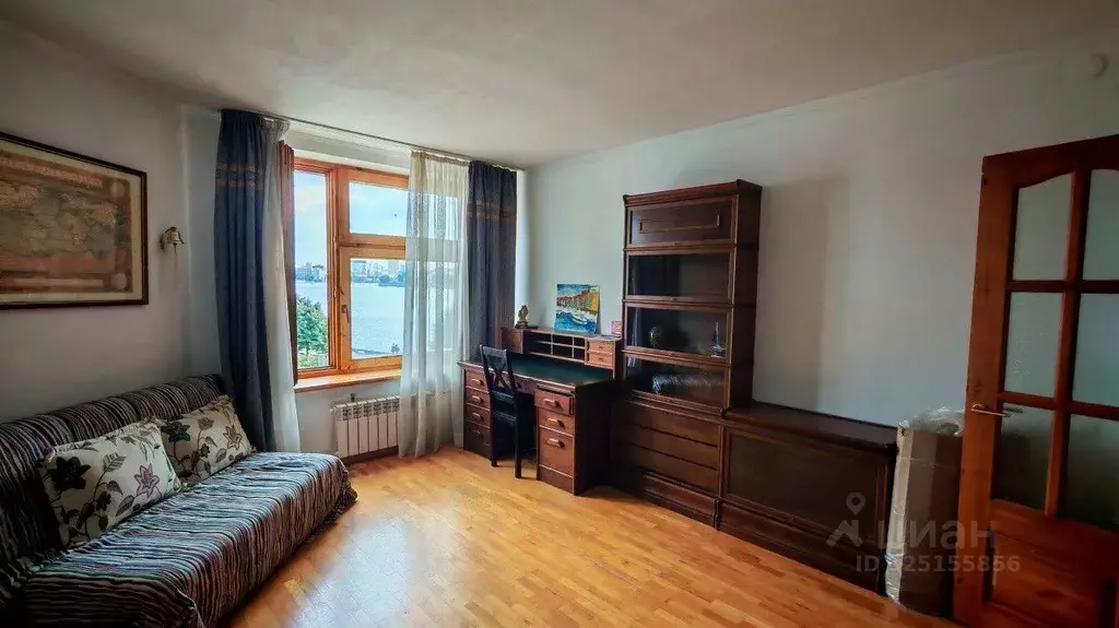 3-к кв. Свердловская область, Екатеринбург пер. Красный, 8Б (75.2 м) - Фото 2