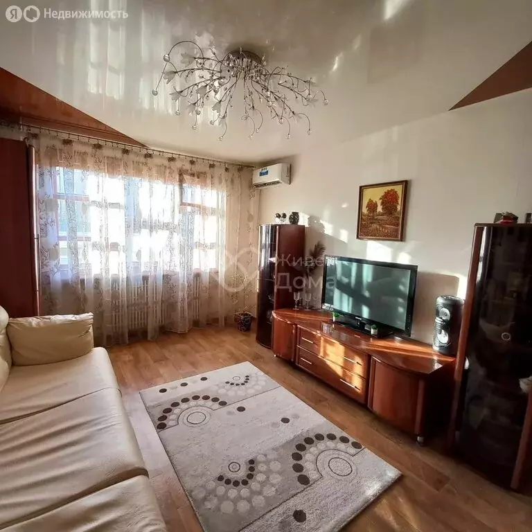 3-комнатная квартира: Волжский, улица 87-й Гвардейской, 87 (67 м) - Фото 1