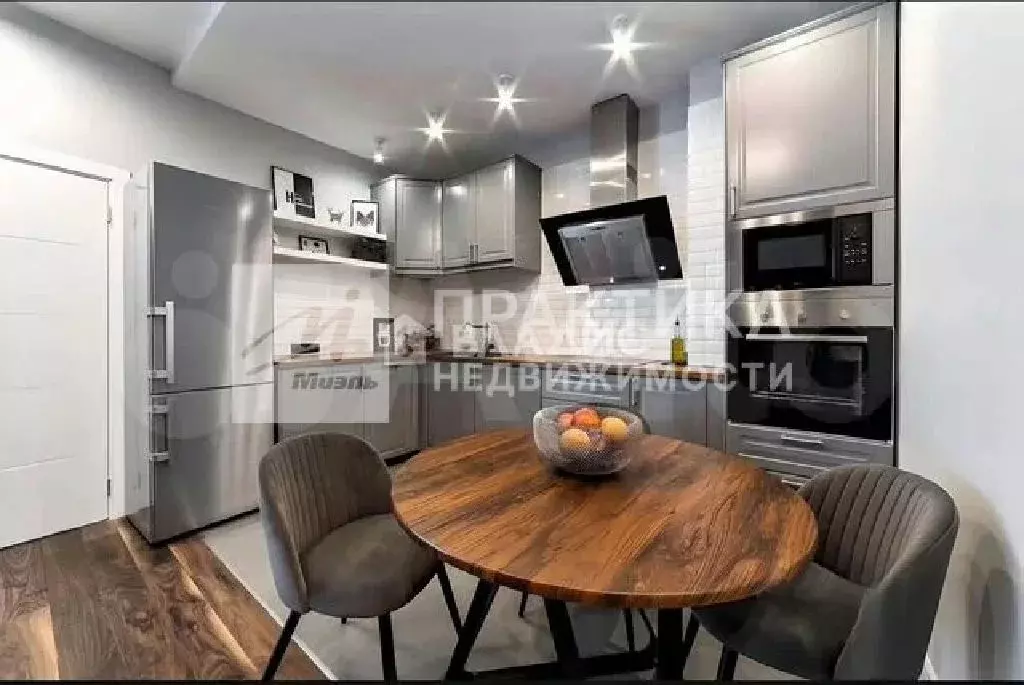 Продается 2-комнатная квартира - Фото 1