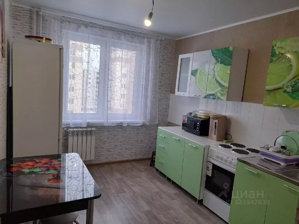 1-к кв. Саратовская область, Саратов ул. Имени Виктора Аржаного, 2 ... - Фото 0