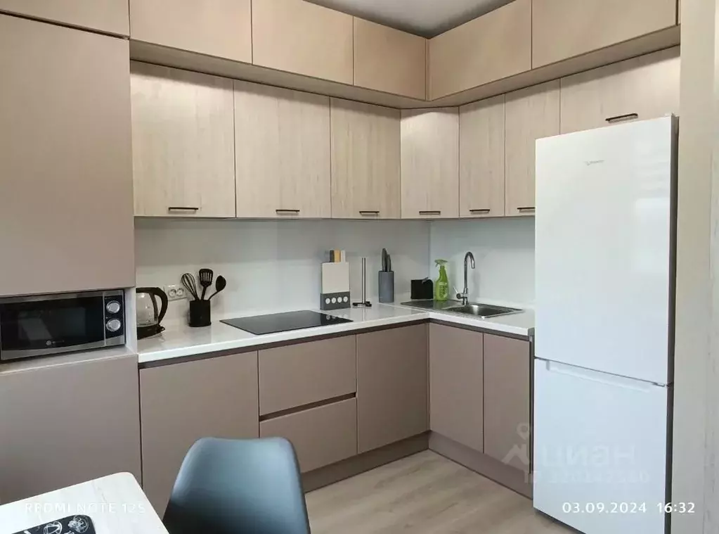 1-к кв. Белгородская область, Белгород ул. Попова, 35 (37.0 м) - Фото 1