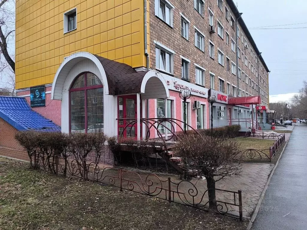 Торговая площадь в Хакасия, Абакан ул. Карла Маркса, 3 (104 м) - Фото 1