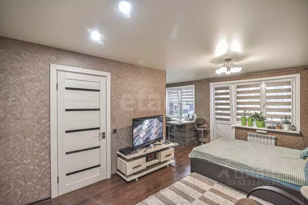 2-к кв. Сахалинская область, Южно-Сахалинск ул. Имени Г.В. Шебунина, ... - Фото 0