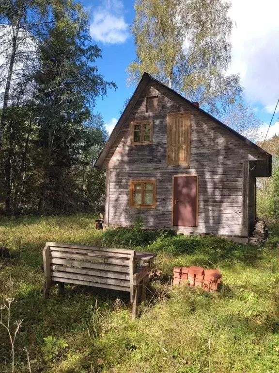 Дом в Ленинградская область, Кингисеппский район, Котельское с/пос, д. ... - Фото 1
