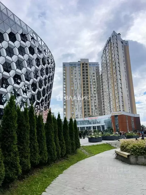 1-к кв. Татарстан, Казань ул. Павлюхина, 110В (55.1 м) - Фото 1