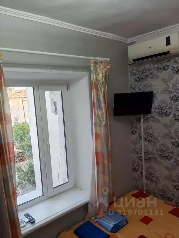 2-к кв. Крым, Евпатория ул. Революции, 59 (30.0 м) - Фото 1