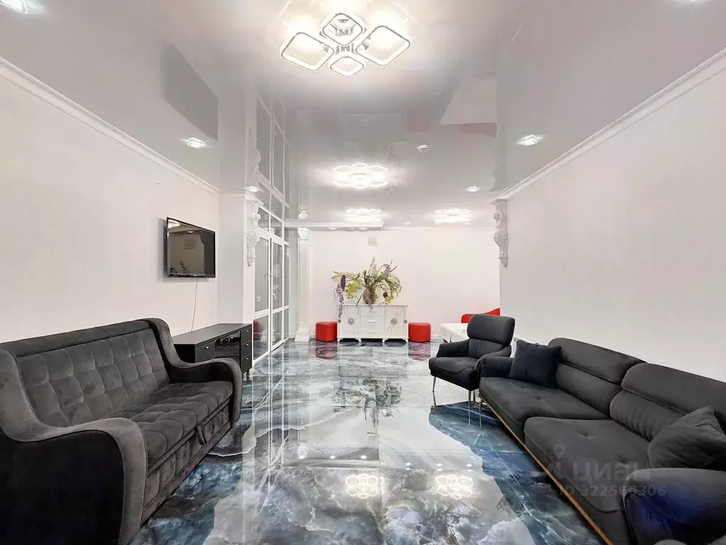 1-к кв. Краснодарский край, Геленджик Приморская ул., 30 (75.0 м) - Фото 1