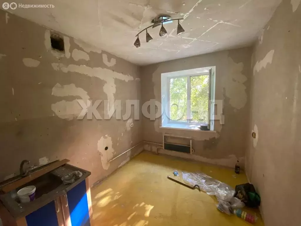 1-комнатная квартира: Абакан, Советская улица, 186 (36 м) - Фото 0