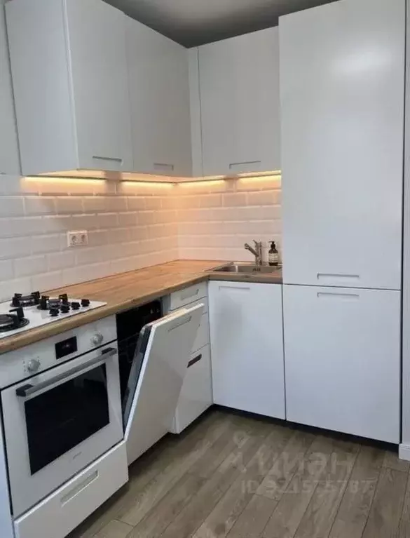 1-к кв. Москва ул. Красных Зорь, 45 (46.0 м) - Фото 0