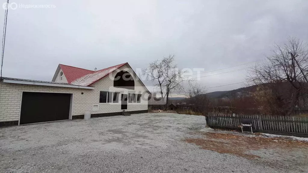 Дом в Тында, Магистральная улица, 2 (232.9 м) - Фото 1