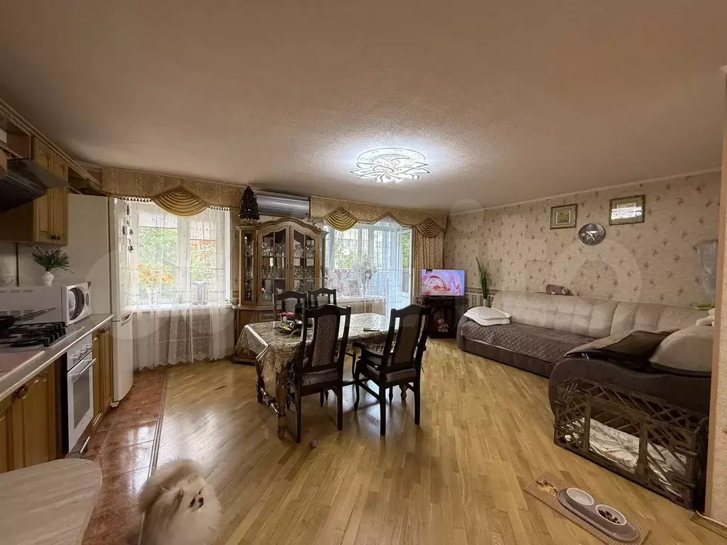 2-к. квартира, 55 м, 2/5 эт. - Фото 0