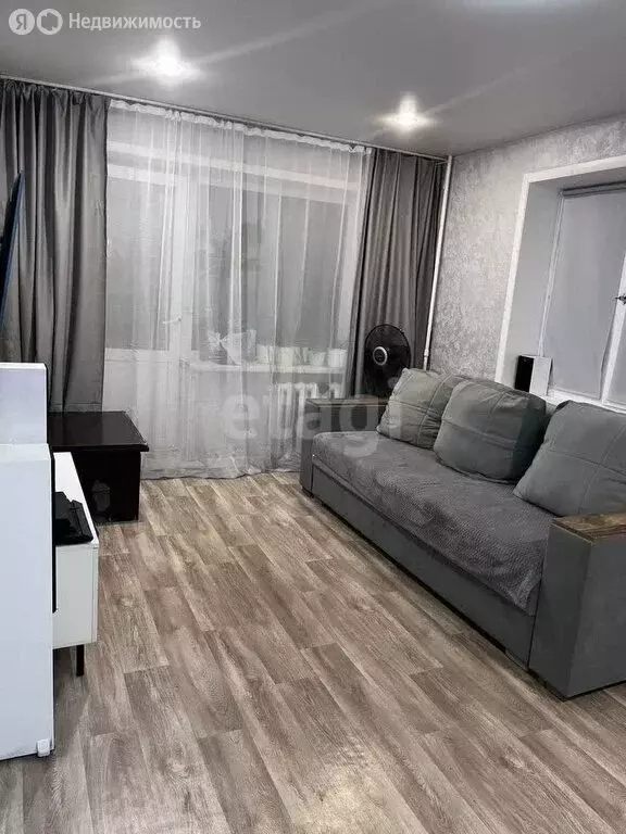 2-комнатная квартира: Ангарск, 93-й квартал, 6 (41.5 м) - Фото 1