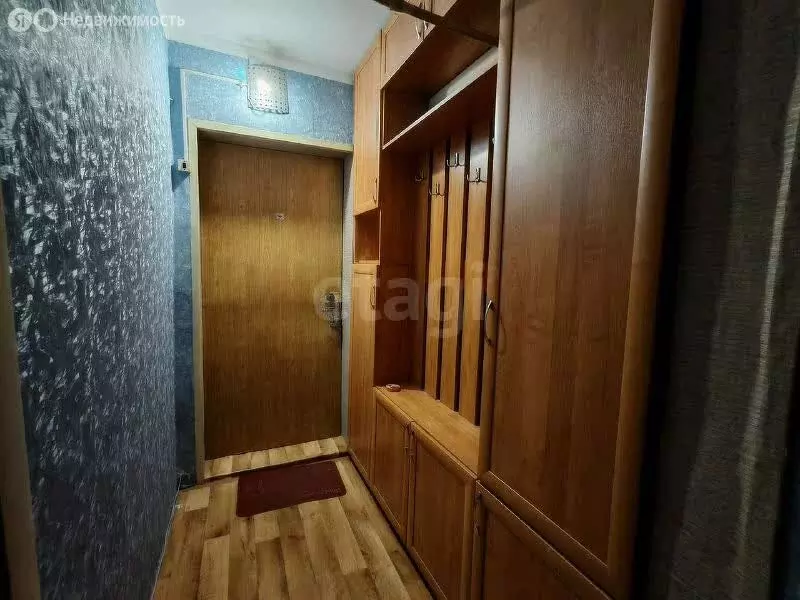 2-комнатная квартира: Белгород, улица 5 Августа, 30А (64 м) - Фото 1