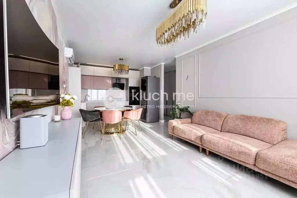 2-к кв. Татарстан, Казань ул. Алексея Козина, 2 (68.8 м) - Фото 2