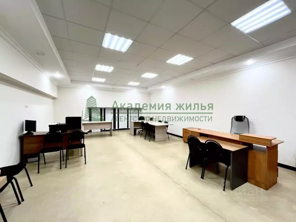 Офис в Саратовская область, Энгельс просп. Строителей, 30А (142 м) - Фото 2