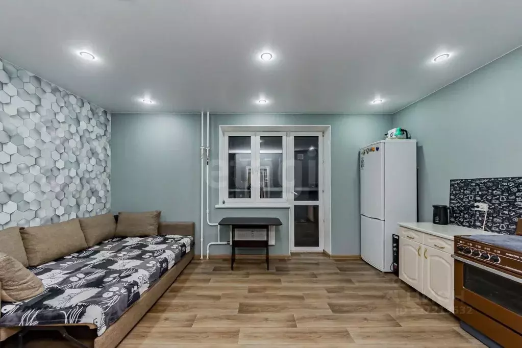 Студия Тюменская область, Тюмень ул. Дмитрия Менделеева, 2 (30.0 м) - Фото 1