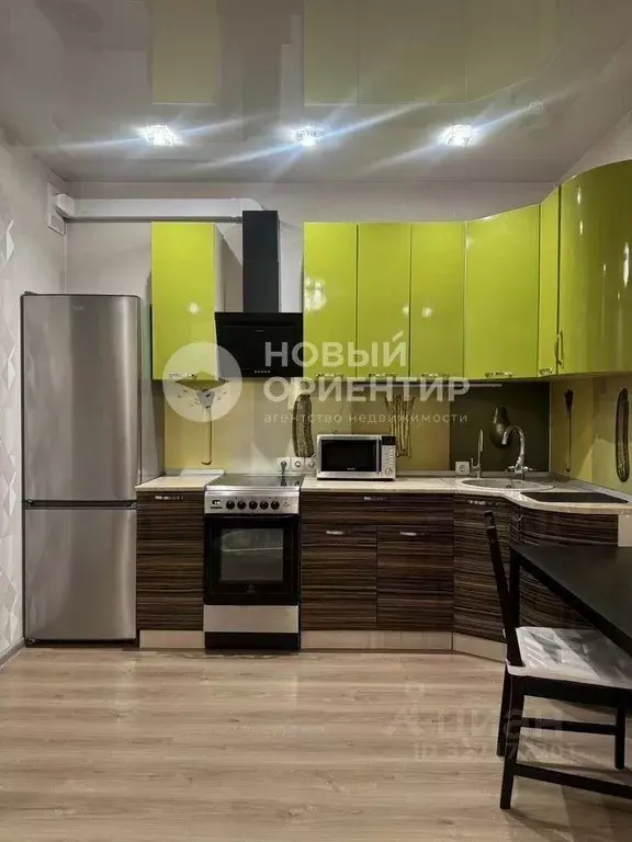 Студия Свердловская область, Екатеринбург ул. Машинная, 44к2 (30.6 м) - Фото 1