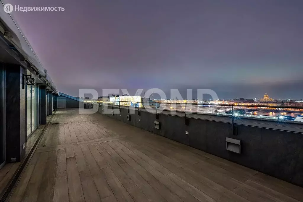 4-комнатная квартира: Санкт-Петербург, проспект Добролюбова, 11 . - Фото 1