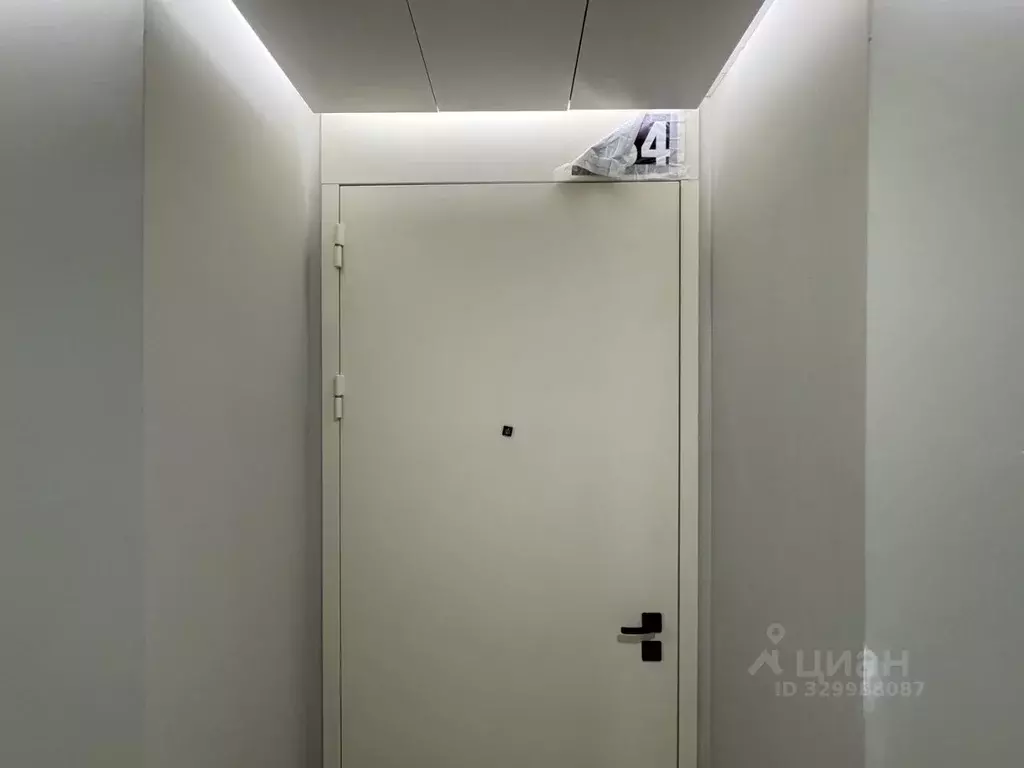 2-к кв. Москва ул. Светланова, 11к2 (89.7 м) - Фото 1