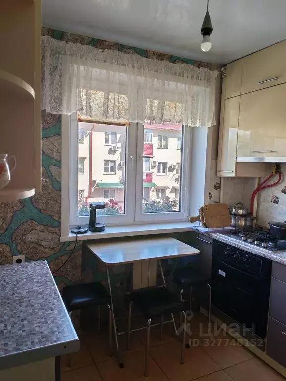 3-к кв. Краснодарский край, Сочи пер. Ереванский, 17А (45.2 м) - Фото 1