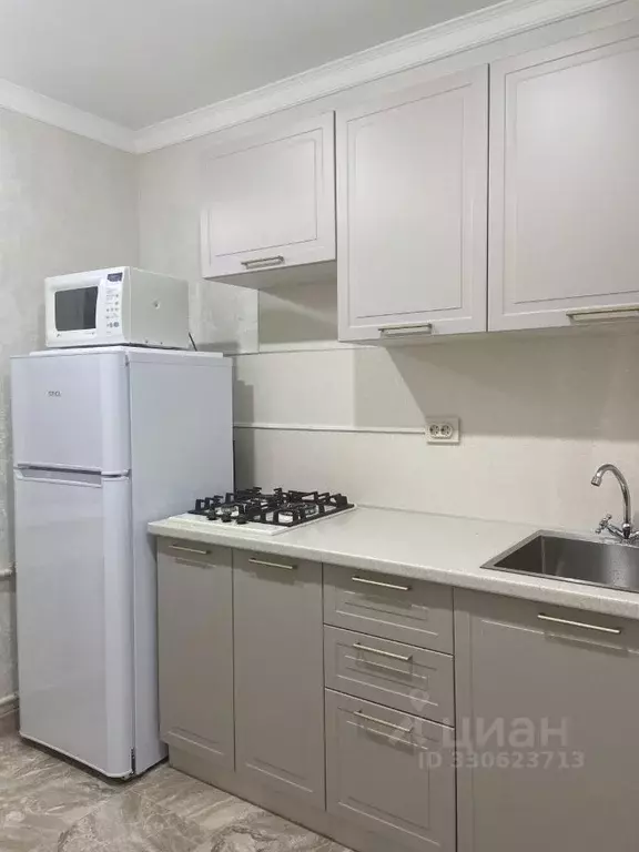 1-к кв. Северная Осетия, Владикавказ ул. Генерала Дзусова, 3к6 (32.0 ... - Фото 1