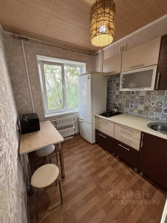 1-к кв. Омская область, Омск Звездная ул., 2Е (30.0 м) - Фото 2