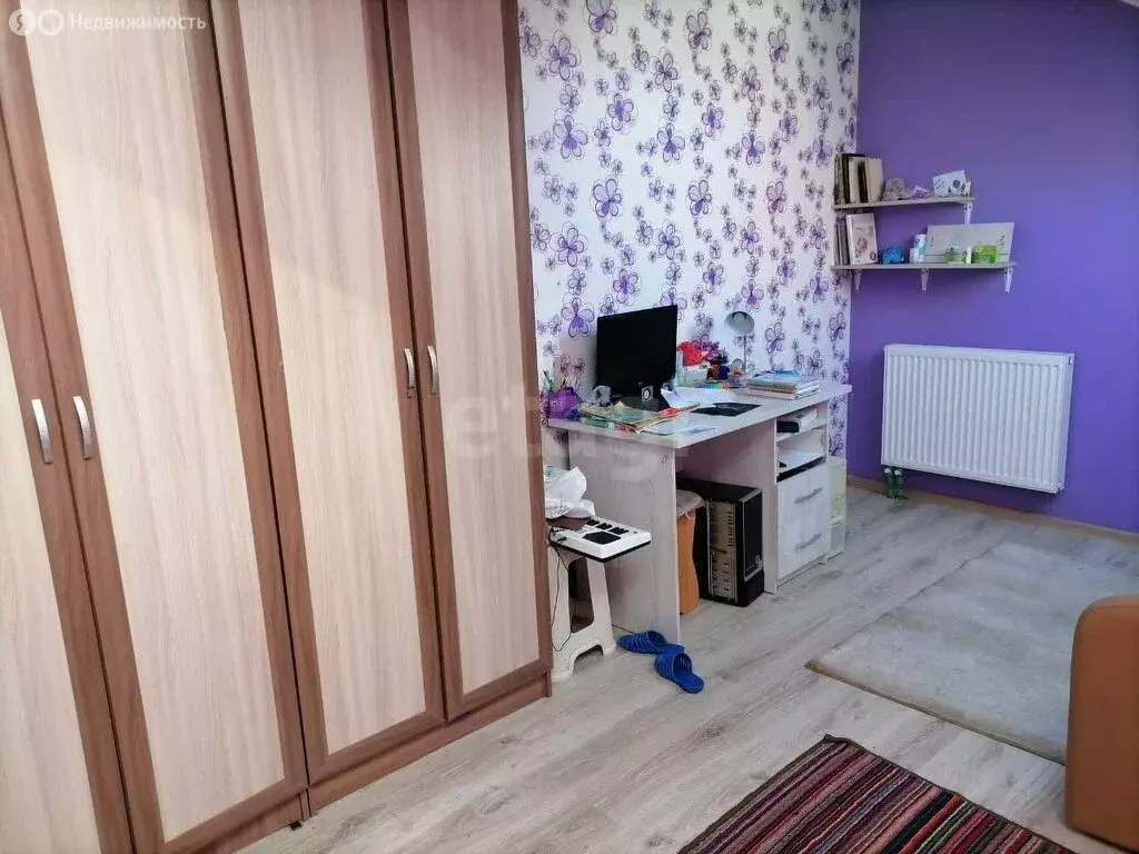 3-комнатная квартира: Гурьевск, Пражский бульвар, 1 (84 м) - Фото 0