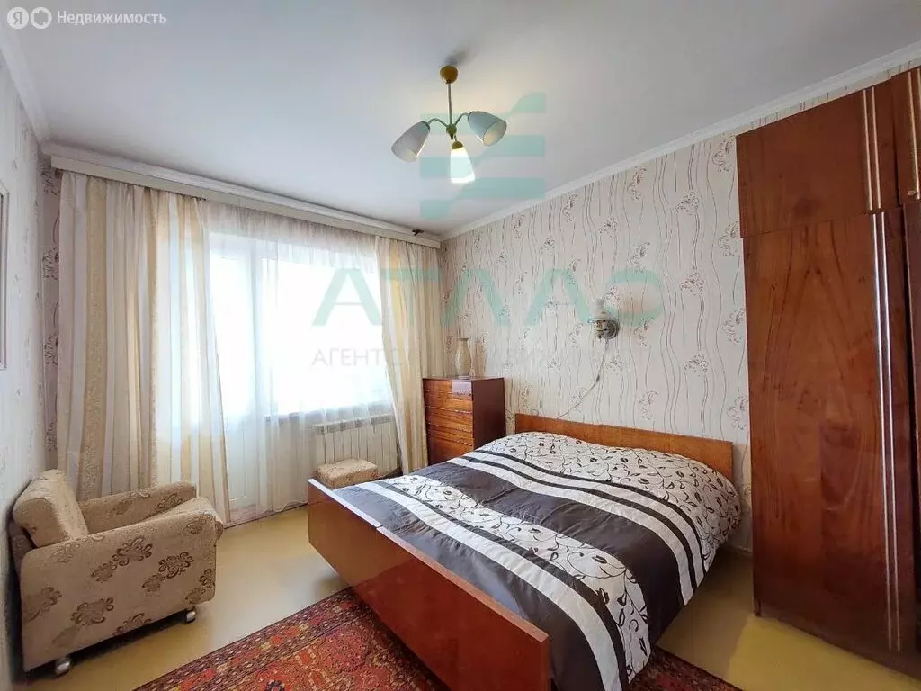 3-комнатная квартира: Симферополь, улица Лермонтова, 16 (58.8 м) - Фото 0