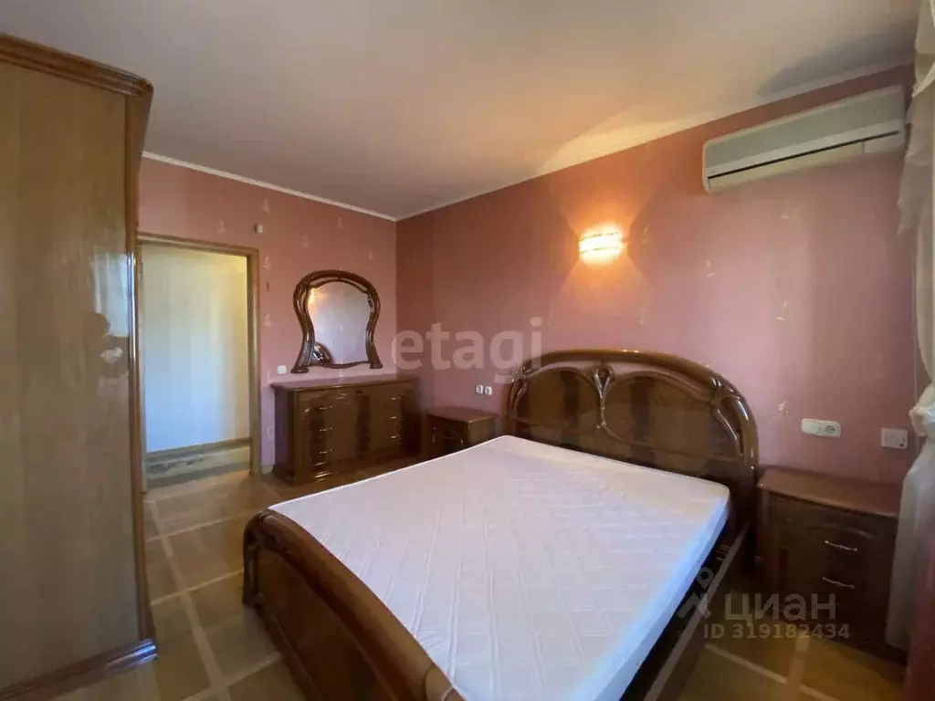 3-к кв. Адыгея, Майкоп Краснооктябрьская ул., 34 (89.9 м) - Фото 1