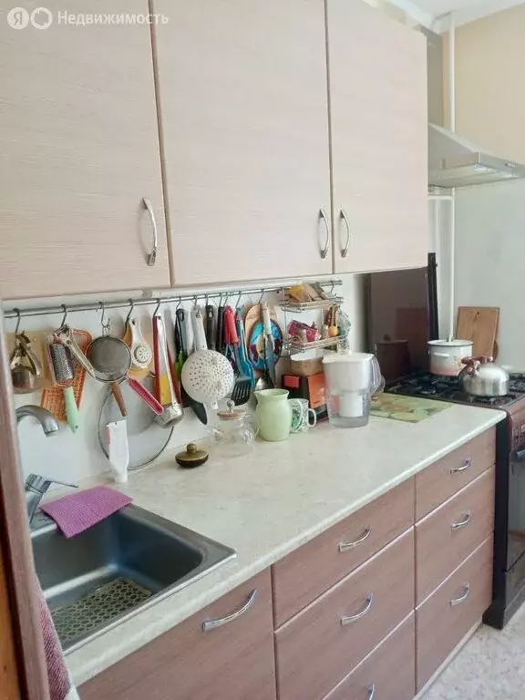 3-комнатная квартира: Симферополь, Иртышская улица, 2А (64.5 м) - Фото 1
