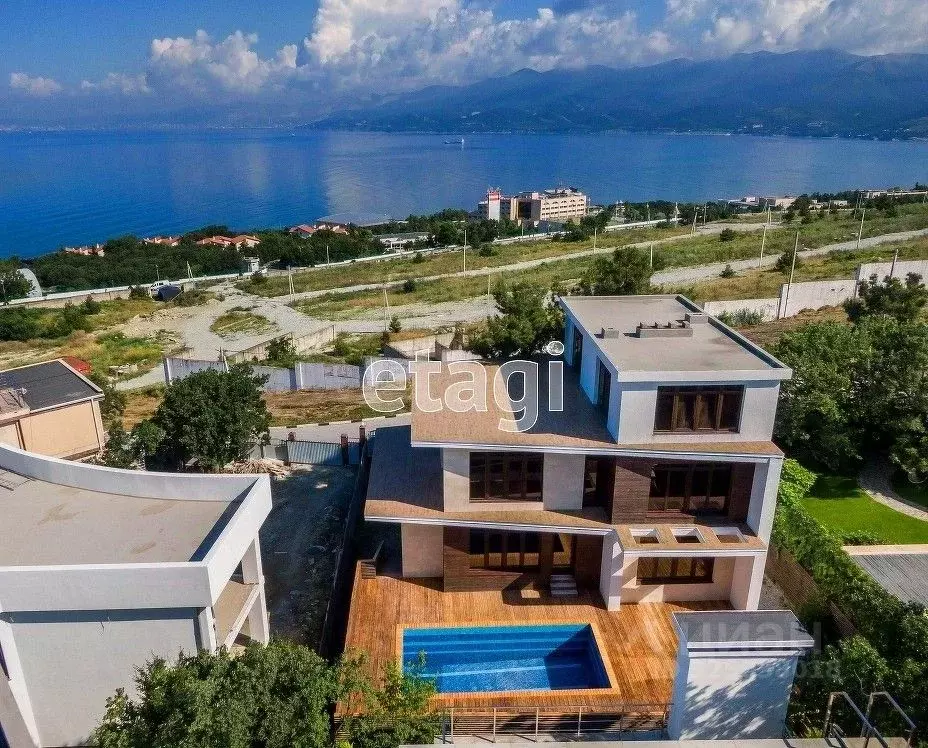 Дом в Краснодарский край, Геленджик городской округ, с. Кабардинка  ... - Фото 1