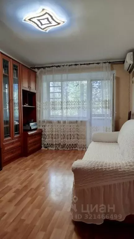 2-к кв. Саратовская область, Саратов ул. Имени Н.Е. Жуковского, 19А ... - Фото 0