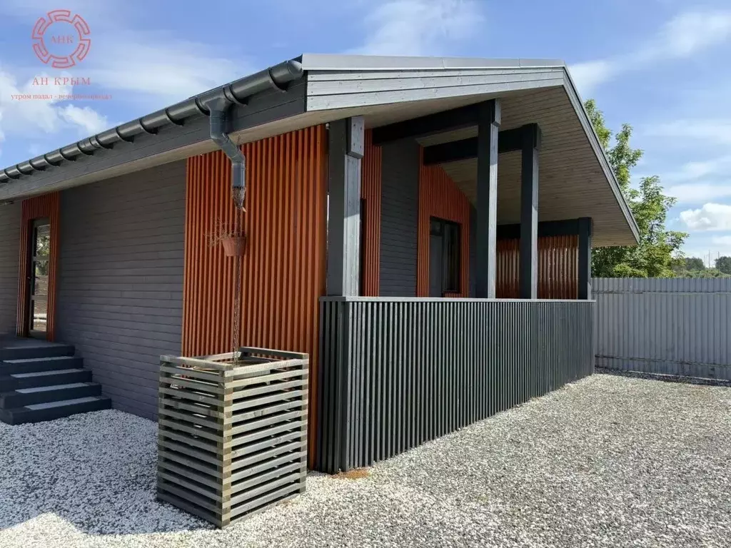 Дом в Крым, Ленинский район, Красногорское с/пос, с. Королево ул. А. ... - Фото 1