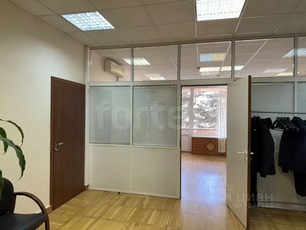 Офис в Москва ул. Академика Пилюгина, 24 (200 м) - Фото 1