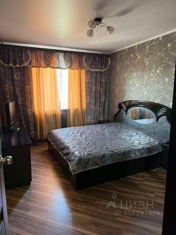 2-к кв. Саратовская область, Саратов просп. Энтузиастов, 45 (55.0 м) - Фото 0