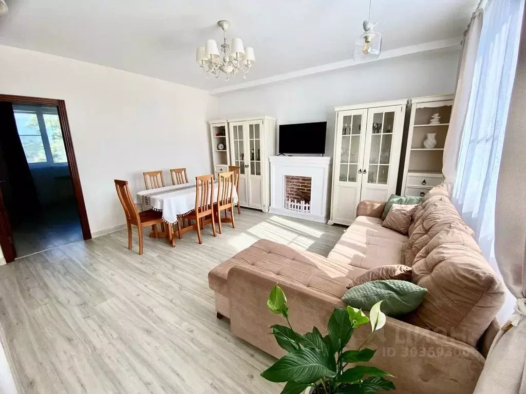 Дом в Краснодарский край, Сочи Адлер жилрайон, ул. Троицкая, 86 (75 м) - Фото 2