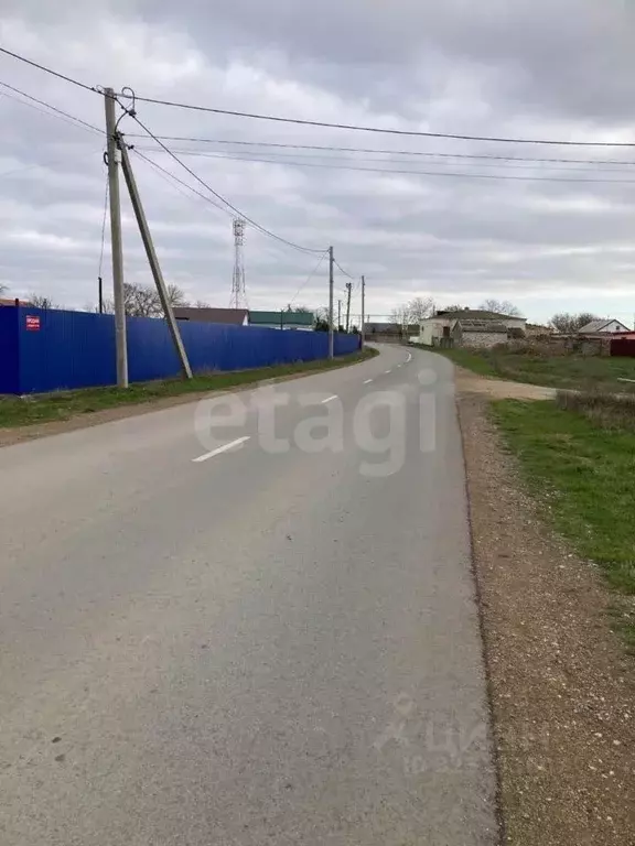 Участок в Крым, Сакский район, Суворовское с/пос, с. Великое  (8.0 ... - Фото 1